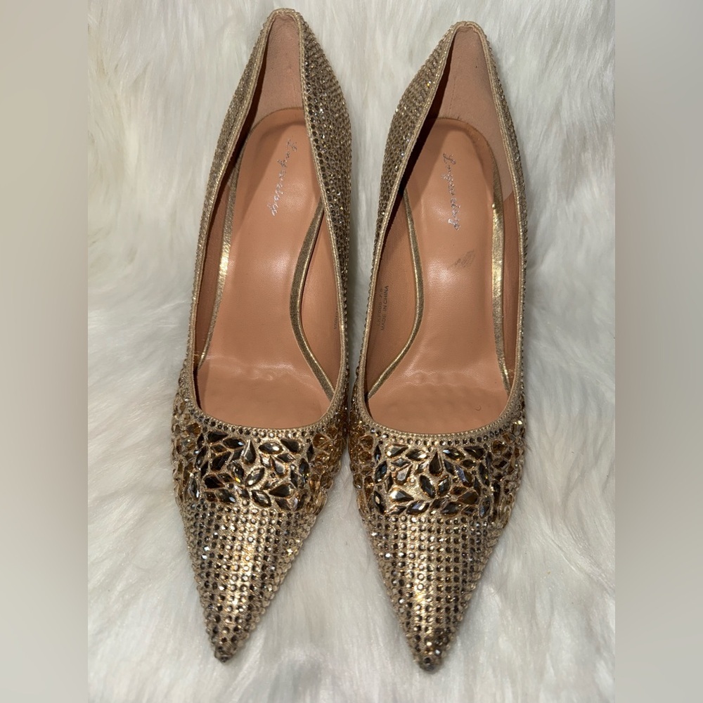 Elegant Gold Embellished Women's Shoes